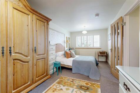 Bedroom.jpg