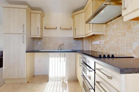 KITCHEN PIC 2.jpg