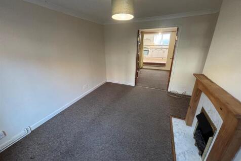 Living Room 3.jpg