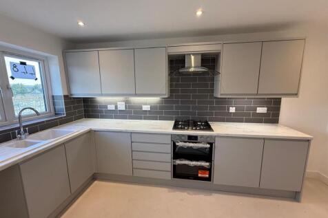Plot 448 kitchen.jpg