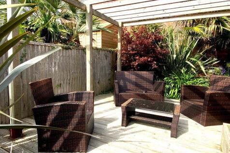GARDEN 1.jpg