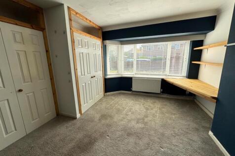 BEDROOM ONE.jpg