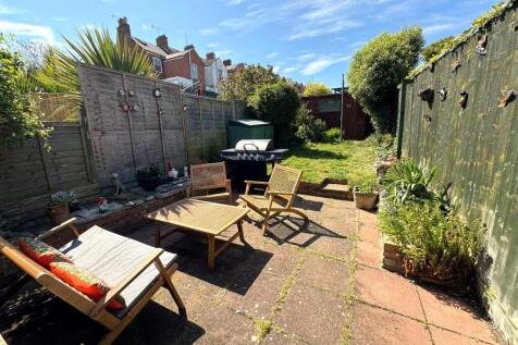 GARDEN 1.jpg