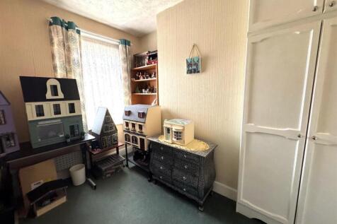 BEDROOM TWO.jpg