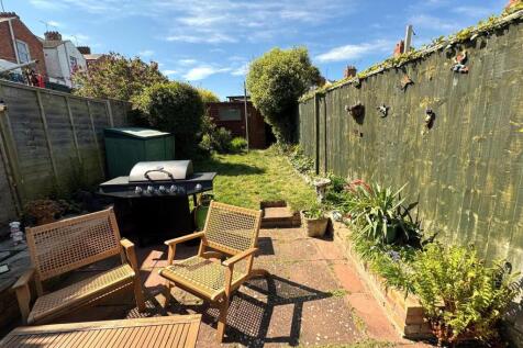 GARDEN 3.jpg