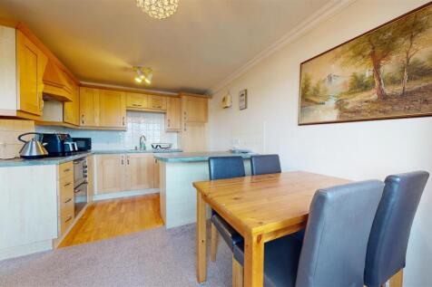 DINING AREA.jpg