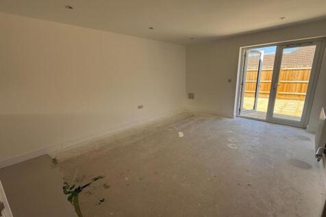 Plot 485 Lounge.JPG