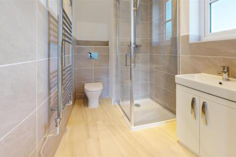 Bathroom (16).jpg