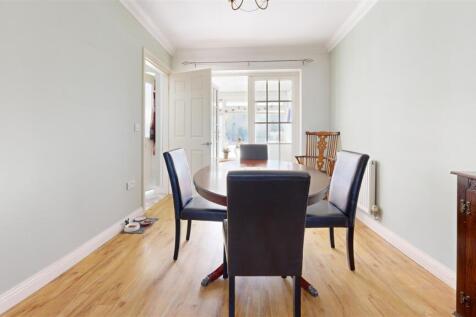 Dining-Room (1).jpg