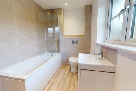 Bathroom (8).jpg