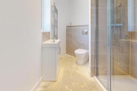 Bathroom (26).jpg