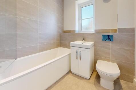 Bathroom (24).jpg
