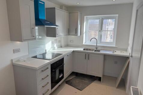 Plot 362 kitchen 2.jpg