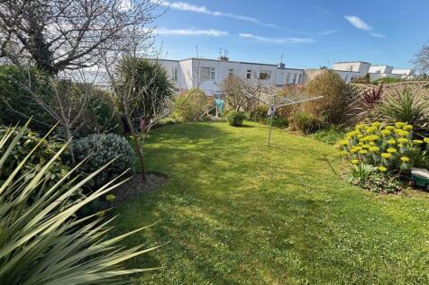 Rear Garden top 5.jpg