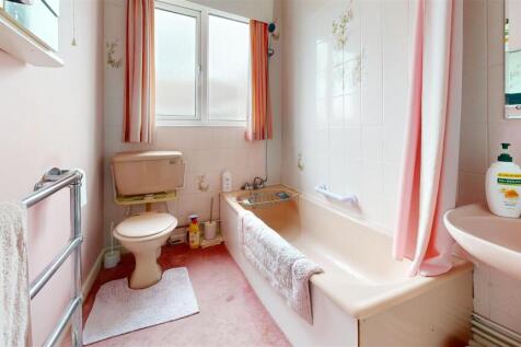 Bathroom (19).jpg