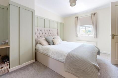 Bedroom (53).jpg