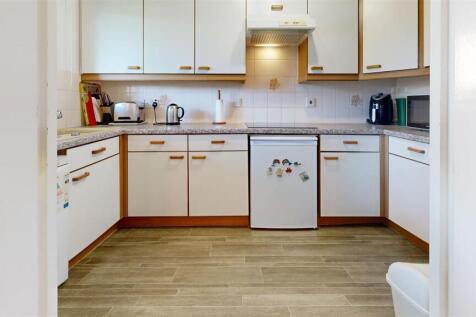 Kitchen (22).jpg