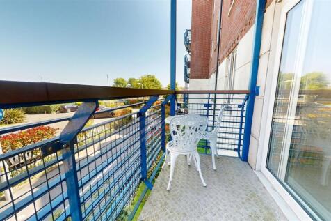 BALCONY.jpg