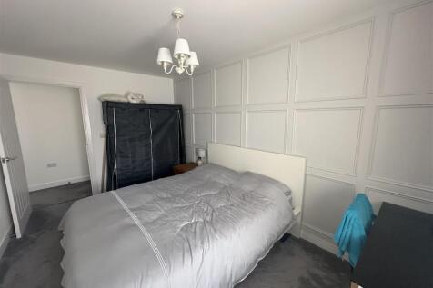 Bedroom 2.jpeg