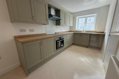 Plot 377 kitchen.jpeg