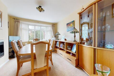 BEDROOM TWO OR DINING ROOM.jpg