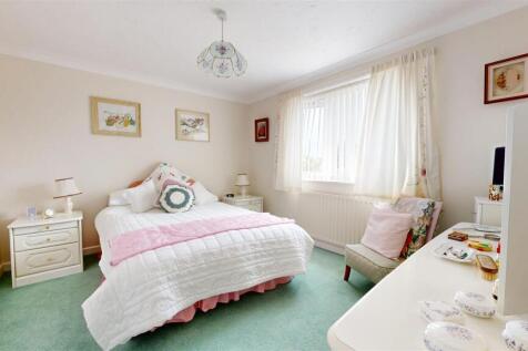 BEDROOM ONE.jpg