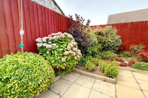 GARDEN 3.jpg