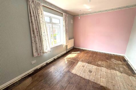 BEDROOM ONE.jpg