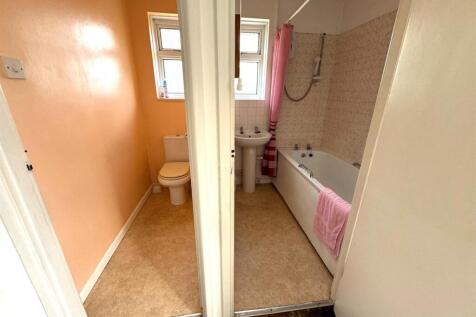 BATHROOM &amp; WC.jpg