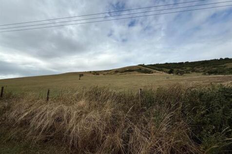 Fields to rear.jpeg