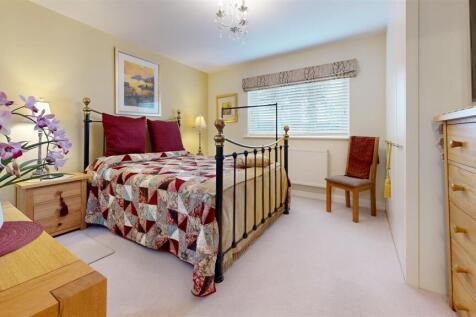 Bedroom (2).jpg