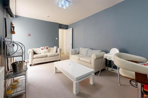 Bedroom (83).jpg