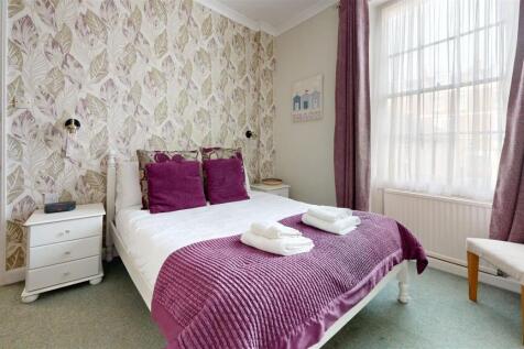 Bedroom (79).jpg