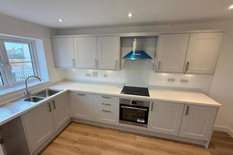 Plot 372 kitchen 2.jpeg