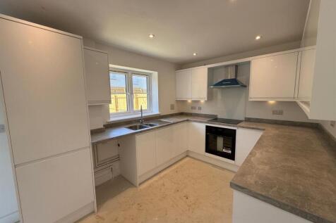 Plot 366 kitchen 3.jpeg