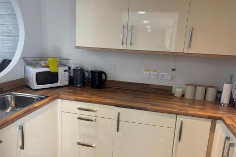 Residents Kitchen.jpg