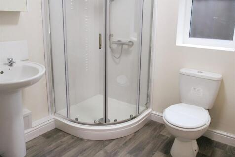 Bedroom 2 Ensuite
