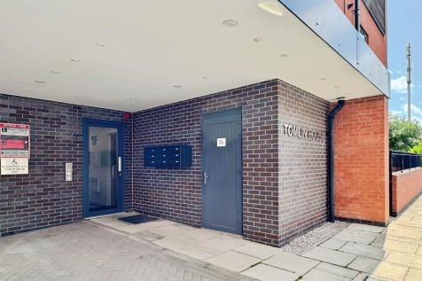 Communal Entrance