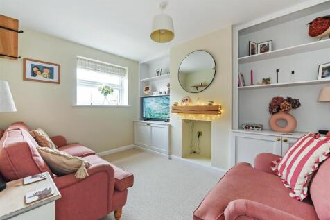 Snug / Living Room