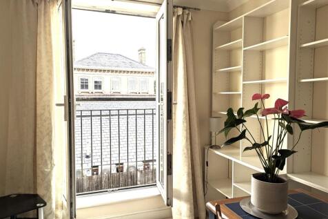 Juliet balcony.jpg