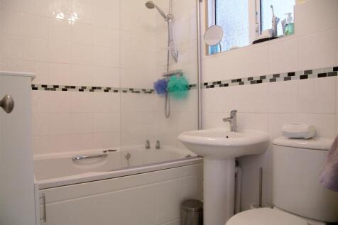 Bathroom.jpg