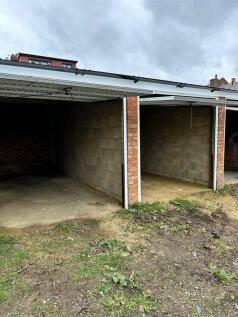 garages 4.jpg