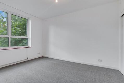 5_Master Bedroom-0.jpg