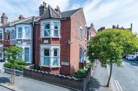 2 Ullswater Road-17 (1).jpg