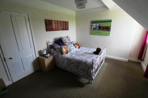 Chapel House Bed 1
