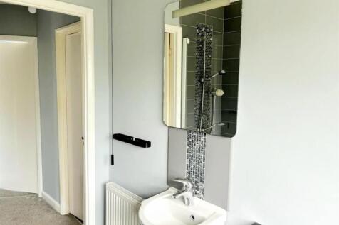 bathroom.jpeg