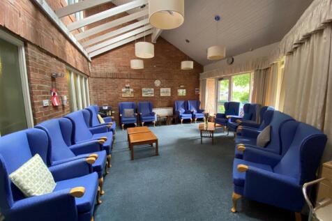 Communal Lounge.jpg