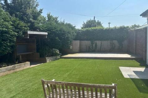059 Burston Drive garden new.jpg