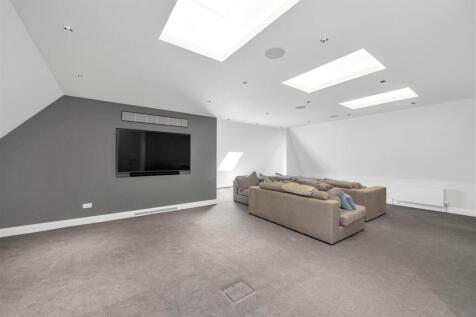 Burston-Drive-30.jpg