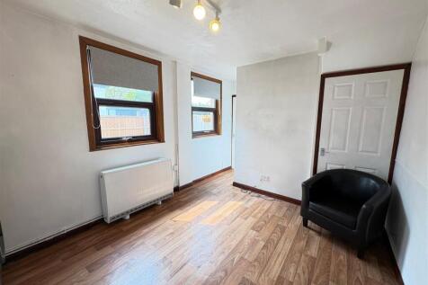 Living Space 4.jpg